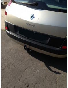 Pose Attelage RENAULT SCENIC