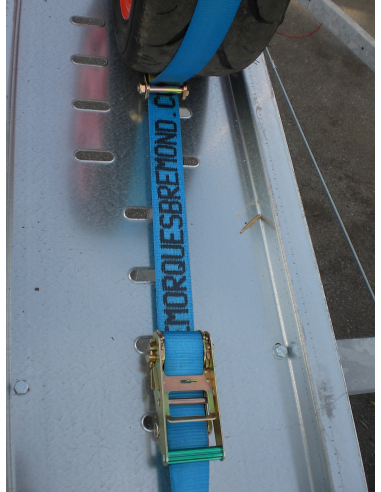 Sangle de roue 3 points avec fourreau Sangle de roue 3 points avec fourreau