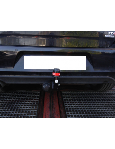 Attelage Col de cygne (RDAO) BOSAL
Faisceau spécifique 13 broches aux normes constructeur AMD JAEGER