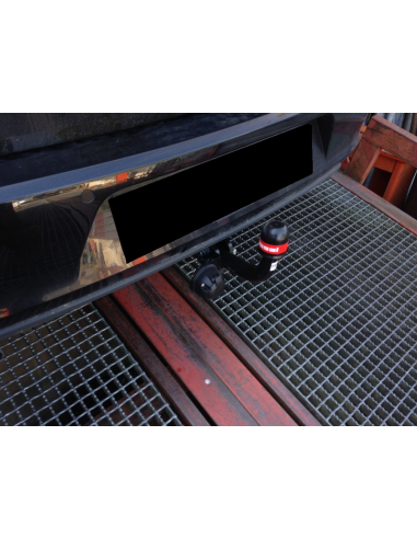 Attelage Col de cygne (RDAO) BOSAL
Faisceau spécifique 13 broches aux normes constructeur AMD JAEGER