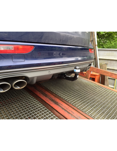 Attelage démontable sans outils (RDSO) BOSAL
Faisceau spécifique 13 broches aux normes constructeur AMD JAEGER