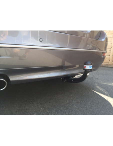 Attelage démontable sans outils (RDSO) BOSAL
Faisceau spécifique 13 broches aux normes constructeur BOSAL