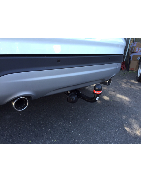 Attelage Col de cygne (RDAO) BOSAL
Faisceau spécifique 13 broches aux normes constructeur AMD JAEGER