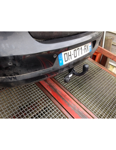 Attelage Col de cygne (RDAO) GDW
Faisceau spécifique 13 broches aux normes constructeur AMD JAEGER