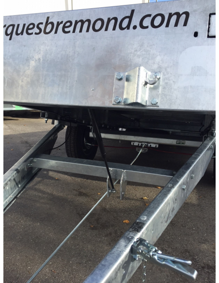 Remorque plateau basculant