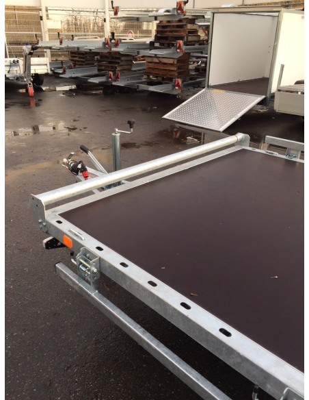 Remorque plateau basculant