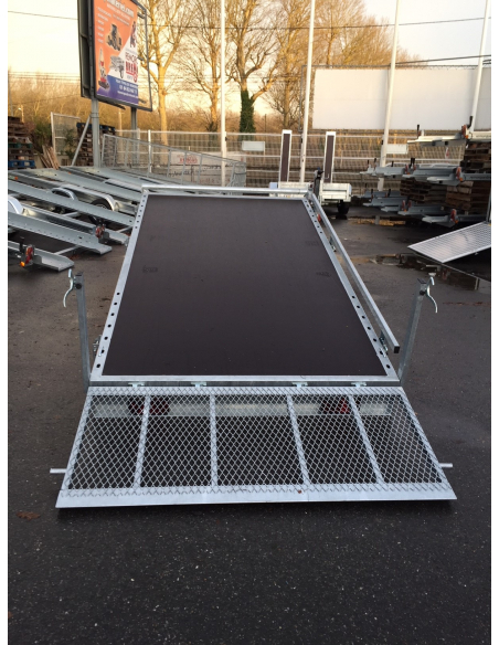 Remorque plateau basculant