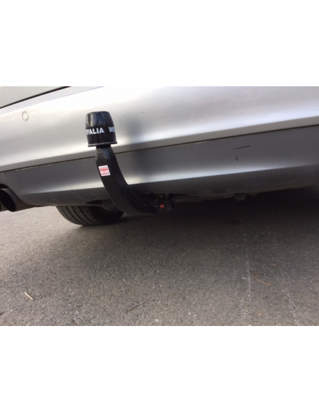 Attelage démontable sans outils (RDSO) WESTFALIA
Faisceau spécifique 13 broches aux normes constructeur WESTFALIA