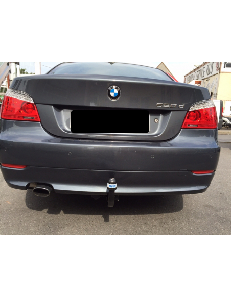 Attelage démontable sans outils (RDSO) BOSAL
Faisceau spécifique 13 broches aux normes constructeur BOSAL