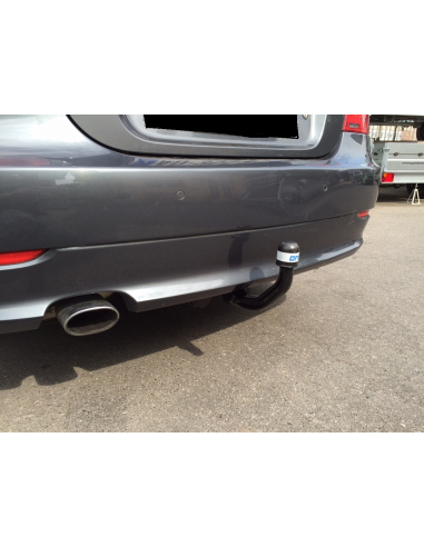 Pose Attelage BMW SERIE 5