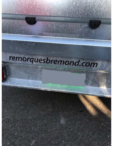 Remorque benne 1 essieu roues dessous...