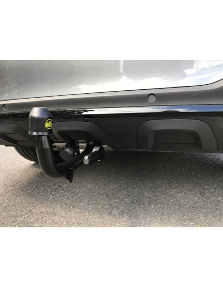 Pose Attelage MERCEDES GLC