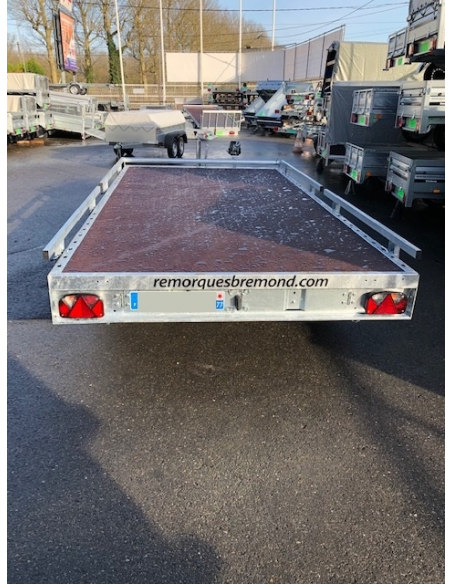 Remorque plateau NU roues intérieures surbaissées. REF RIS400F350