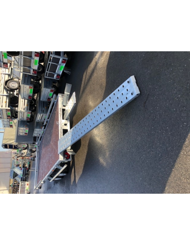 Remorque plateau NU roues intérieures...