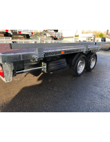 Remorque plateau NU roues intérieures...