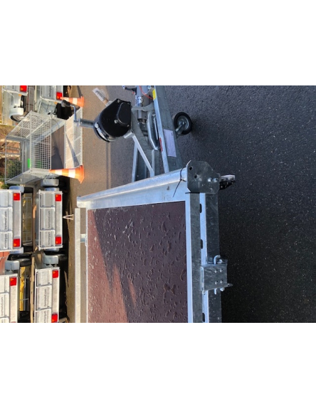 Remorque plateau NU roues intérieures surbaissées. REF RIS400F350