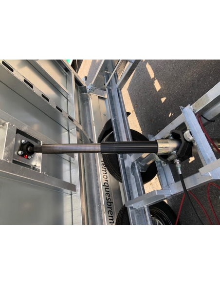 Remorque tri-benne 2 essieux roues dessous