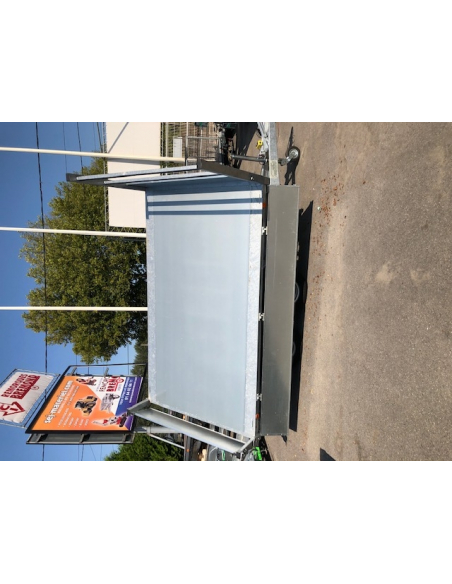 Remorque tri-benne 2 essieux roues dessous