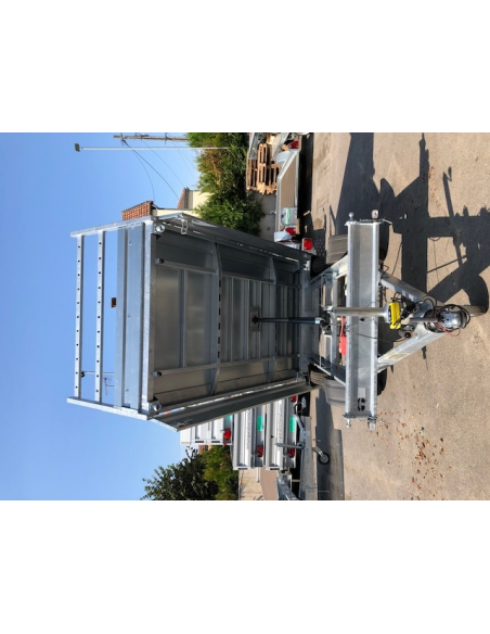 Remorque tri-benne 2 essieux roues dessous