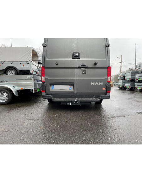 Attelage Classique avec platine GDW
Faisceau spécifique 13 broches aux normes constructeur AMD JAEGER