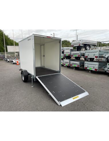 Remorque BRENDERUP
Fourgon Cargo Dynamic - Rampe de chargement Remorque BRENDERUP
Fourgon Cargo Dynamic - Rampe de chargement