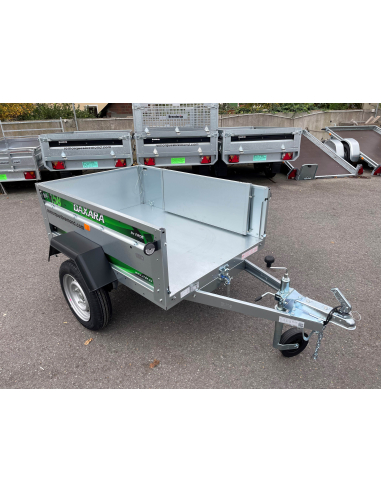 Ridelle avant démontable, celle-ci vient se viser sur l'une des ridelles latérales pour être sécurisée pendant le transport